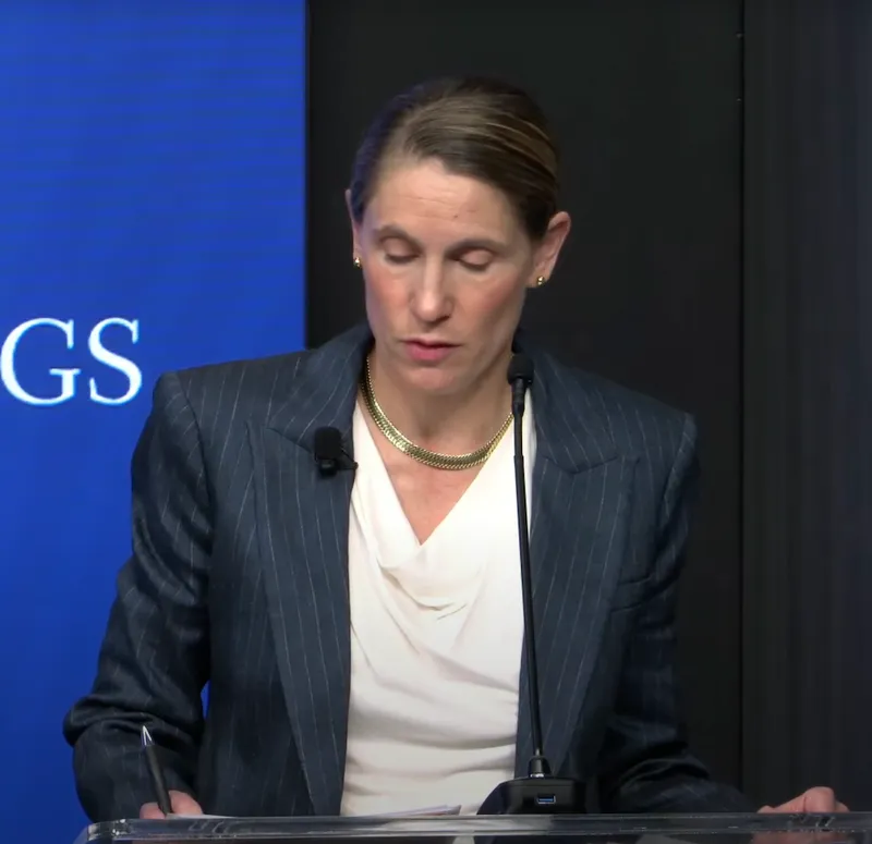 SEC委员克伦肖批评加密货币市场监管失当