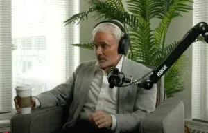 彼得·希夫警告比特币或跌至69000美元，数字黄金概念遭质疑